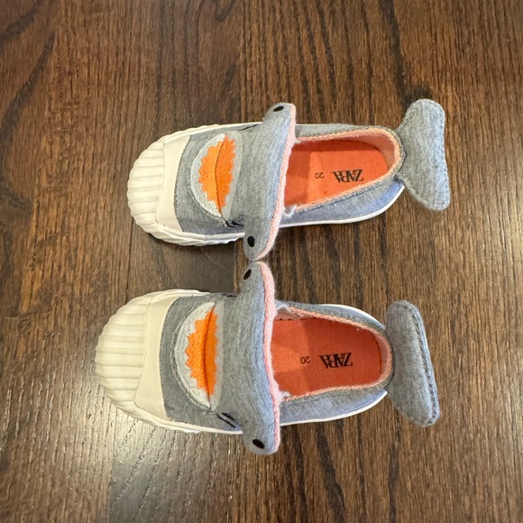 Zara Shark Sneaker Shoes - Baby/Toddler Boy - 4.5 - EU20 - Gray - Picture 3 of 5